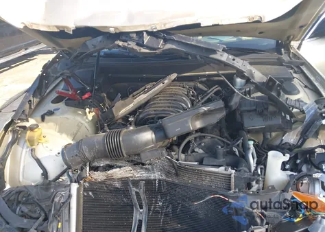 2009 Hyundai Genesis 4.6 z USA, uszkodzony, nr VIN KMHGC46F89U035122